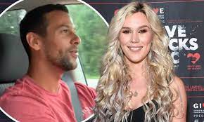Joss Stone Is Pregnant Singer And American Boyfriend Expecting Baby Daily Mail Online