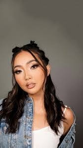 Dariusz Lapiak's Instagram, Twitter & Facebook