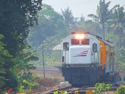 Kereta yang termasuk jenis kereta jarak jauh ini berjalan pulang pergi dari stasiun banyuwangi baru sampai dengan stasiun lempuyangan yogyakarta. Kereta Api Tegal Arum Ka Tegal Arum World Cup Content Undaris