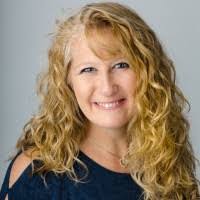 Krista Bartlett's Instagram, Twitter & Facebook