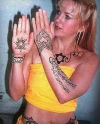 My sidekick, mesh, takes care of downloads and is responsible for the gorgeous design of this site. 120 Renee O Connor Ideas Renee O Connor Xena Warrior Princess Renee