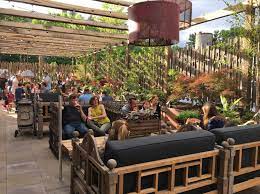 8 Of The Best Lowkey Beer Gardens In Philly To Grab A Drink And Relax Wooder Ice Beer Garden Design Outdoor Restaurant Patio Beer Garden
