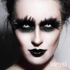 The result is totally creepy and these lenses are ideal for halloween costumes. Pin On Beauty