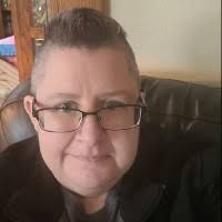 50+ perfiles de «Rydecki»