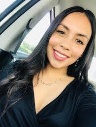 Elisa Esquivel's Instagram, Twitter & Facebook