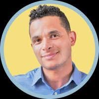 Eli Farrell's Instagram, Twitter & Facebook