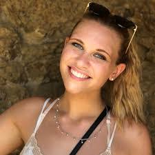 Jennifer Heppner's Instagram, Twitter & Facebook