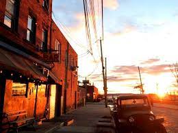 Sunny's bar is a company based out of 253 conover st, brooklyn, new york, united states. Sunny S Bar Brooklyn Red Hook Menu Preise Restaurant Bewertungen Tripadvisor