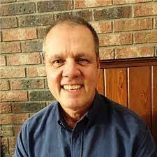 Robert Ek's Instagram, Twitter & Facebook