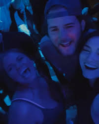 ᴅᴇsᴛɪɴʏ ᴄᴀʀʀɪɴɢᴛᴏɴ シ (@dessblairr) • Instagram photos and videos