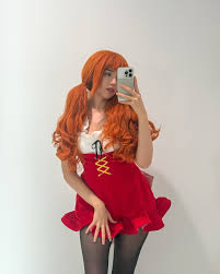 102 Sexy pictures of Twitch Streamer Pokimane - I Need Medic