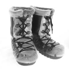 Pin By Andrew Defeo On Winter Is Coming Boots Winter Boot Winter Is Coming