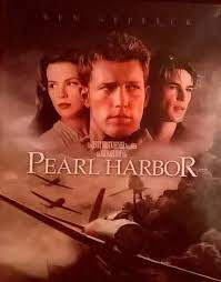 The story follows two lifelong friends and a beautiful nurse who are caught up in the horror of an infamous sunday morning in 1941. Pearl Harbor Michael Bay Film Gebraucht Kaufen A000jnth11zze
