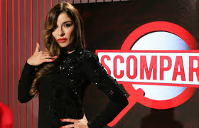 She professionally danced in theater and television at cuban television ballet until she moved to italy in 2009. Chi M Ha Visto La Nostra Video Intervista Con Chitarra Rolling Stone Italia