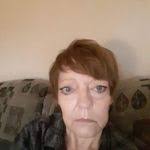 Terri Sievers's Instagram, Twitter & Facebook