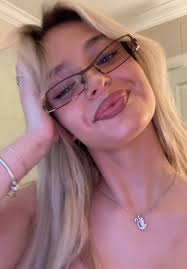 BLONDECLONE (@blondeclone)