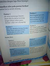 Dan bila orang mendarat dari pelayanan entah dari jauh entahlah dekat, ia akan berhenti di suatu tempat beberapa puluh langkah dari dermaga. Contoh Syair Bahasa Indonesia Kelas 7 Cikimm Com