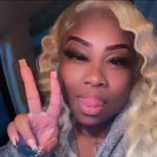 Jazmine Jacobs's Instagram, Twitter & Facebook