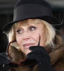 Britt Ekland'ın 'estetik' pişmanlığı