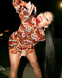 Saweetie daily on twitter rapper outfits fashion cute outfits from i.pinimg.com maybe you would like to learn more about one of these? Saweetie Brought In The New Year In Elie Madi Multicolor Leopard Print Dress Red Large Telfar Bag For Stars Fashion House Fur Coat Natalie Mills Earrings And Red Alevi Milano Velvet Pumps