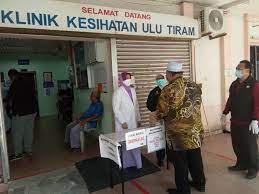 So today i and my sisters came to 'klinik kesihatan seremban', rasah around 7.10 pm. Pas Johor En Twitter Pj Pas Johor Ust Abdullahhusin Mewakili Khidmat Malaysia Johor Bersama Pas Kawasan Tebrau Menyerahkan Sumbangan Medical Glove Sebanyak 1000 Pasang Ke Klinik Kesihatan Ulu Tiram Dan 1000 Pasang Ke