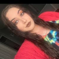 Emily Sackett's Instagram, Twitter & Facebook