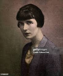 58 photos et images haute résolution de Catherine Mansfield