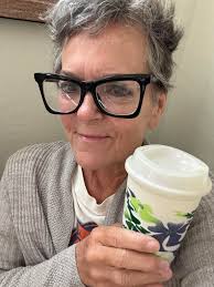 Loving my new mug. Sorry about the glare.