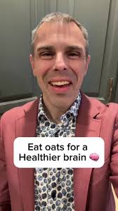 Black pepper increases nutrient absorption. ⁠ #cleaneating #healthyrecipes  #holisticnutrition⁠ #herbs #seasonings #superfoods #blackpepper