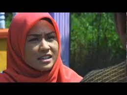 The film follows dede as he embarks on his first serious season on the. Menjinak Ombak Episod 1 Lagu Mp3 Mp3 Dragon