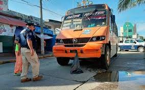 El conductor que mató al menor huyó del lugar, sin embargo. Video Muere Nino Atropellado Por Camion De Pasajeros En Coatza Diario De Xalapa Noticias Locales Policiacas Sobre Mexico Veracruz Y El Mundo