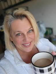 Happy Monday everyone enjoy the weekend!!!