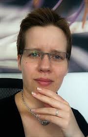 Amazon.com: Die Geschichtenwundertüte (German Edition) eBook : Lucille, Zoe  M., Baiter, Larissa, Hardt Hardtloff, Rena, Lopez, Ramona, Glauche,  Rebecca-Lea, Grünebaum, Martina, Benke-Bursian, Rosemarie, Caldana,  Fabienne, Futterschneider, Peter ...