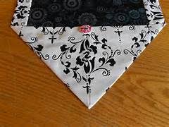 10 Minute Table Runner Pattern Free Bing Images 10 Minute Table Runner Table Runner Pattern Christmas Table Runner Pattern