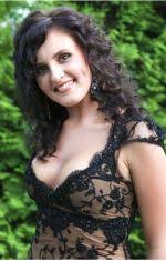 В 2008 році міла нітіч вирушила до києва на проект караоке на майдані. Mila Nitich Biografiya Filmografiya Ta Foto Mila Nitich Kino Teatr Ua