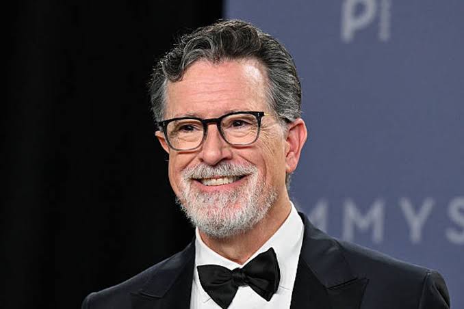 Stephen Colbert's 7-word response when asked if he'd return to late nights at the Emmys | Irish Star