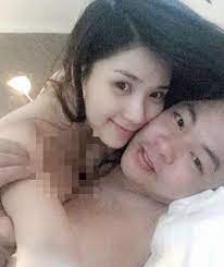 Anh từ chối trả lời những câu hỏi xoay quanh scandal với trương quỳnh anh mà chỉ muốn dành trọn buổi tối hôm nay cho phim. Binh Minh Va TrÆ°Æ¡ng Quá»³nh Anh Lá»™ áº£nh Than Máº­t Ngá»¡ Ngang Vá»›i Pháº£n á»©ng Cá»§a Quang Le Phá»¥ Ná»¯ Sá»©c Khá»e