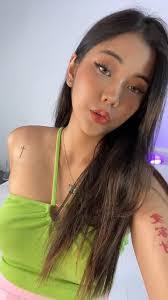 Janine Maddox's Instagram, Twitter & Facebook