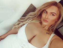 millie dixon (@millierowlands1)