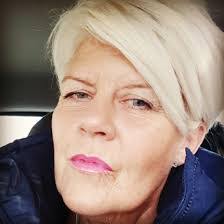 Anita Petty's Instagram, Twitter & Facebook