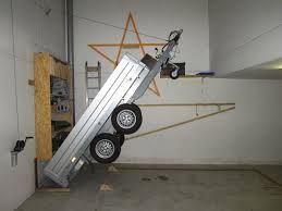 Platzsparende Lagerung Eines Pw Anhangers Platzsparende Lagerung Anhanger Lagerung Platz Sparen