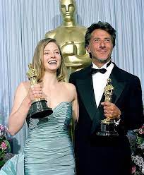 Dustin Hoffman Ve Jodie Foster 1989 Oscar Toreninde Dustinhoffman Jodiefoster Oscar Jodie Foster Attori Attrici
