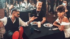 Quiero aprovechar, ya que estoy toma'o pa' poder decirte toda' las cosa' que me he guarda'o sé que no son hora' de llamar, pero te vi en línea y solo quería confirmar si aún eras mi niña. Qodhfesqcg8wbm