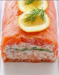 Recette Terrine De Saumon Fume Au Fromage Frais En Video Recette Terrine De Saumon Fume Terrine De Saumon Recettes De Cuisine