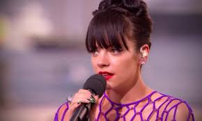 Lily Allen từng qua đêm với gái mại dâm vì trầm cảm sau sinh