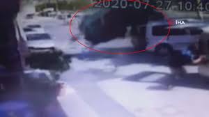 Izmir De Dehset Kaza Kamerada Havada Taklalar Atti Sozcu Tv