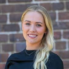 Brooke Croft's Instagram, Twitter & Facebook