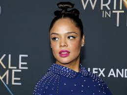 Chris hemsworth and tessa thompson preview the upcoming summer blockbuster. Pin Von Guilherme Maia Auf Tessa Thompson Tessa Thompson Lgbtq Superheld