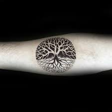 Joli tattoo cerisier arbre certains arbres ont une durée de vie très longue qui peut aller de plusieurs décennies à un ou deux. Tatouages De L Arbre De Vie And Leurs Divers Meanings