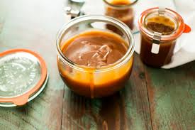 Caramel Au Beurre Sale Tres Delicieux Et Tres Facile A Faire Comment Faire Du Caramel Recette Sauce Caramel Art Culinaire